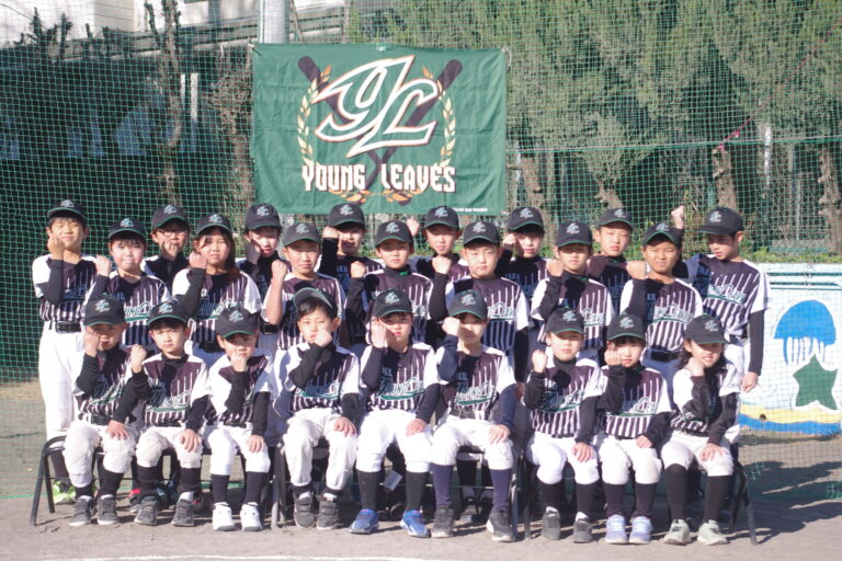 YOUNG LEAVES様　野球ユニフォーム　オーダー事例